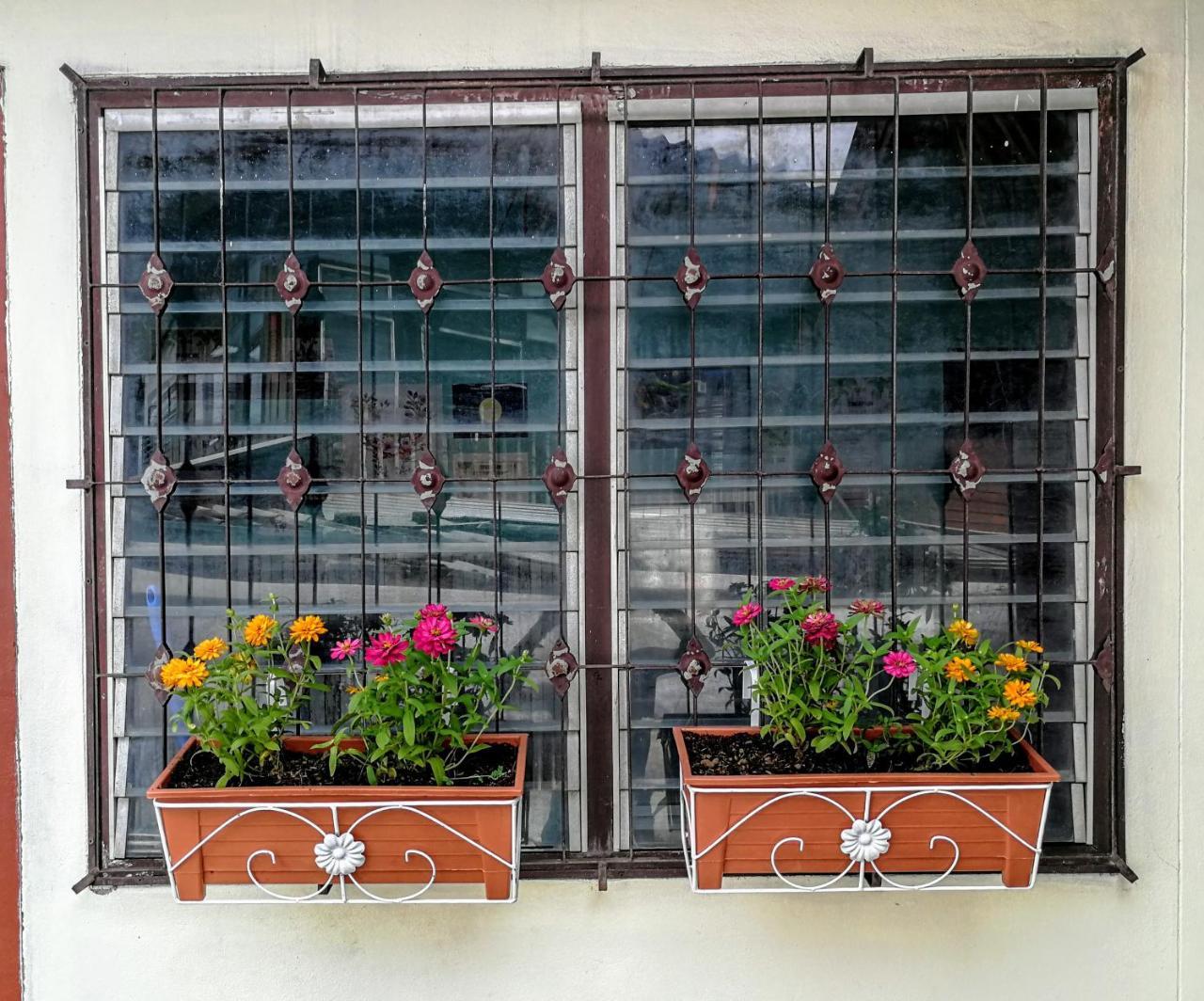 Champion Hostel 2 (Adults Only) เชียงใหม่ ภายนอก รูปภาพ